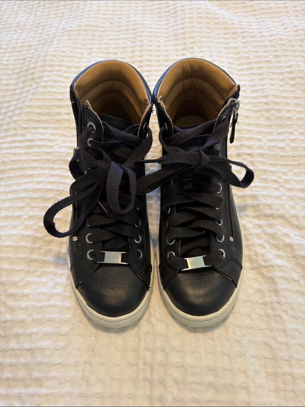 Ugg women’s leather hightop sneakers, excellent condition